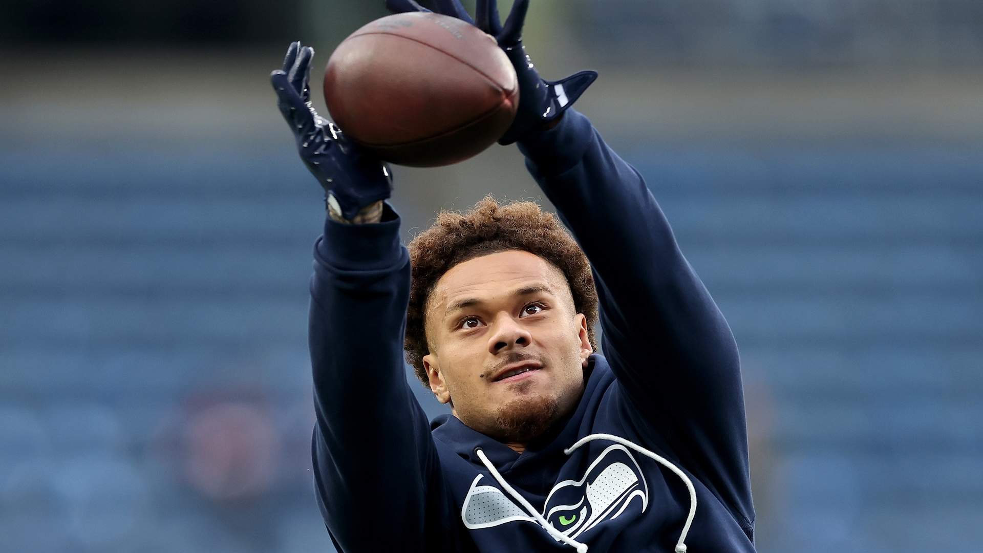 Seahawks Ex-Undrafted RB Has Rising Stock After OTAs