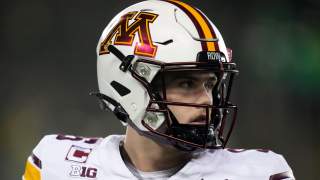 Eagles Predicted to Draft 6-foot-5, 230-Pound QB in 1st Round