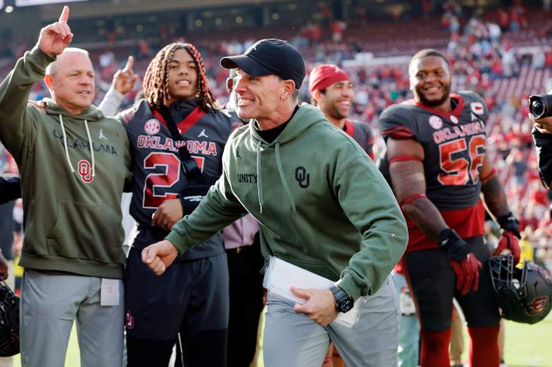 Oklahoma Sooners head coach Brent Venables