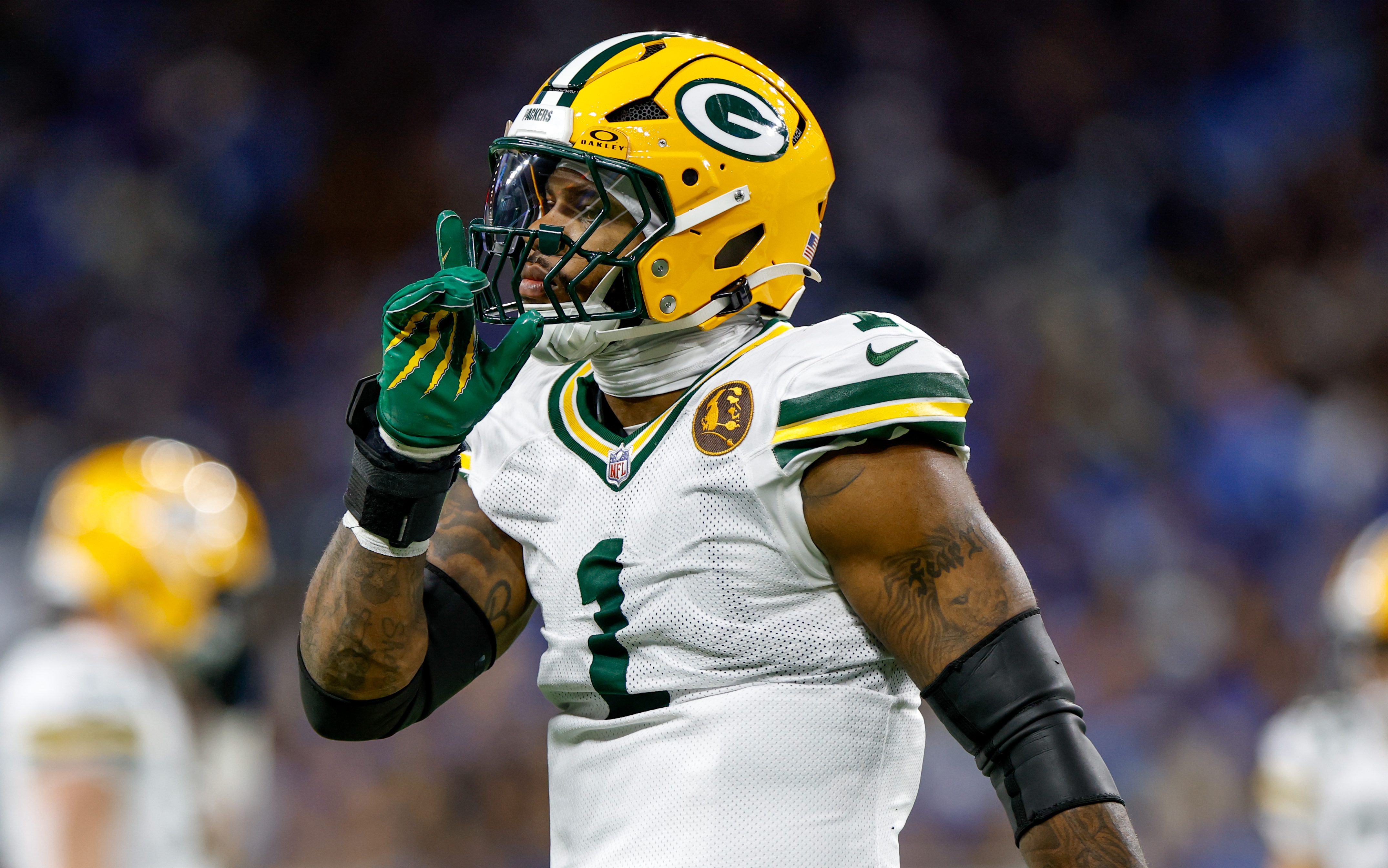 Packers In Talks to Acquire 55-Sack Pro Bowl DE to Pair With ...