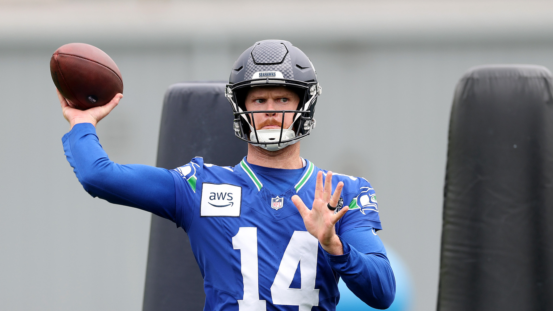 Ex-Seahawks Pro Bowler Speaks out on Sam Darnold at NFL Minicamp