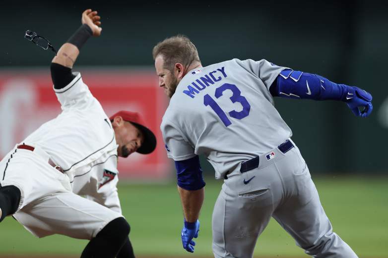 Los Angeles Dodgers third baseman Max Muncy collides with Arizona Diamonbacks first baseman Ildemaro Vargas, both exit the game with an apparent head injury.