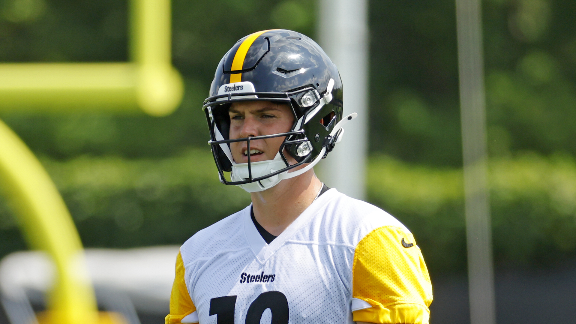 Steelers Insider Delivers Bad News for QB Will Howard