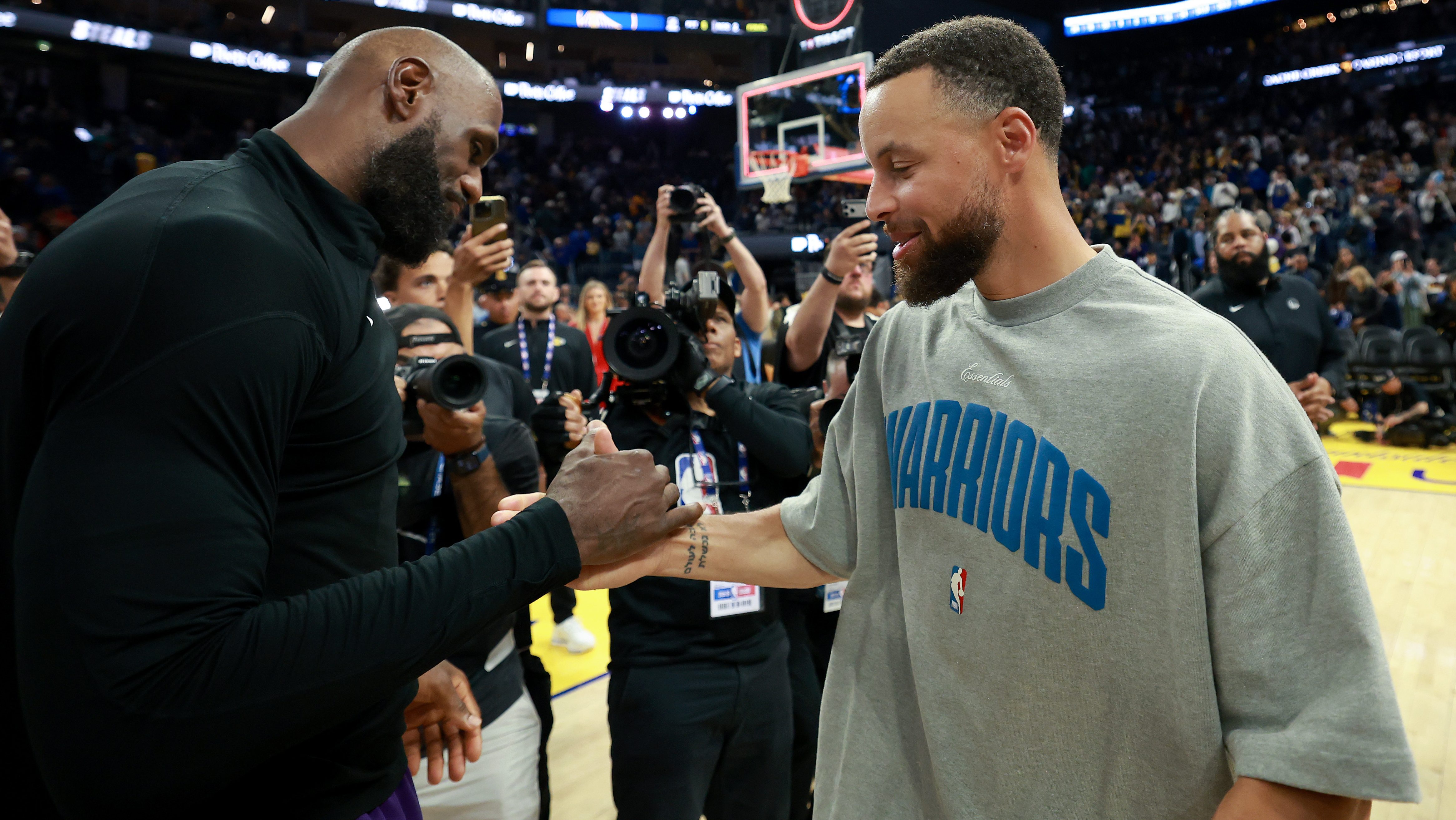 Los Angeles Lakers forward LeBron James and Golden State Warriors guard Stephen Curry