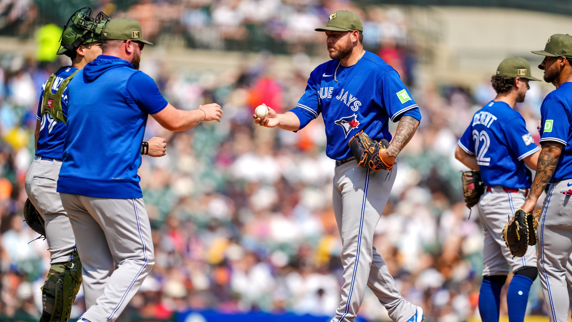 Yariel Rodr&iacute;guez #29 of the Toronto Blue Jays is substituted against the Detroit Tigers during the bottom of the eighth inning at Comerica Park on May 17, 2026 in Detroit, Michigan. (Photo by Nic Antaya/Getty Images)