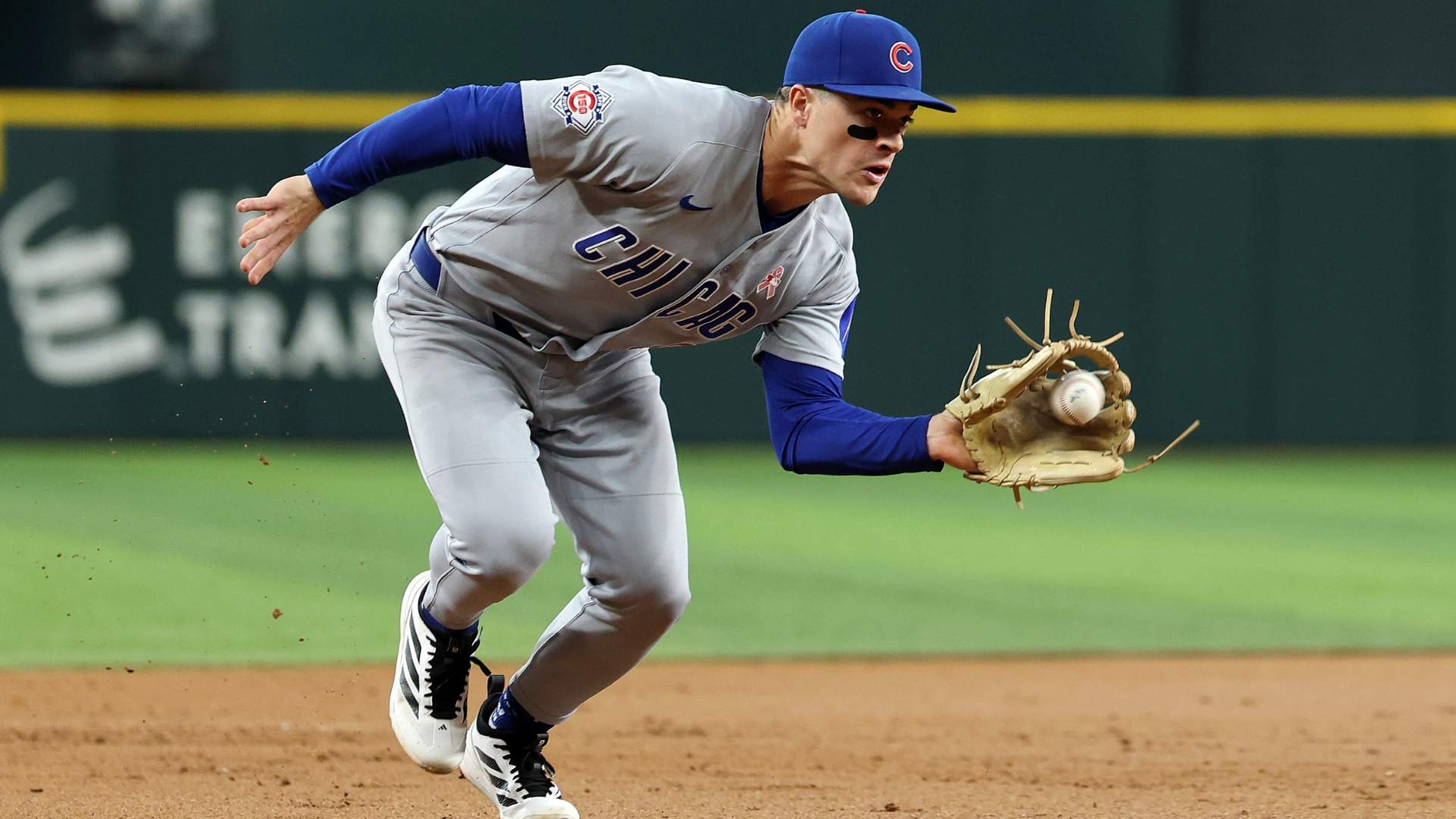 Matt Shaw #6 of the Chicago Cubs fields a ground ball during the first inning against the Texas Rangers at Globe Life Field on May 10, 2026 in Arlington, Texas. (Photo by Stacy Revere/Getty Images)