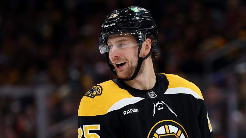 Buffalo Sabres v Boston Bruins