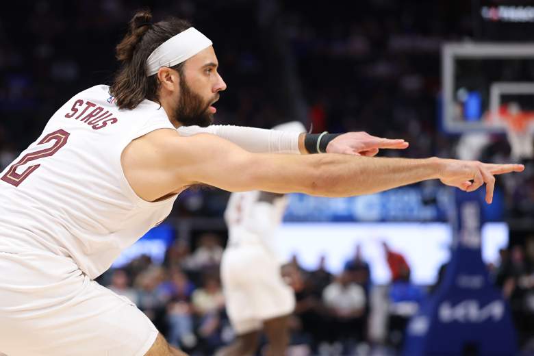 While still mentioned in Los Angeles Lakers trade rumors, a Jonathan Kuminga replacement could be Max Strus, whom the team adds in a new idea.