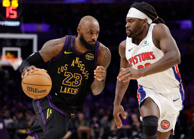 Detroit Pistons v Los Angeles Lakers
