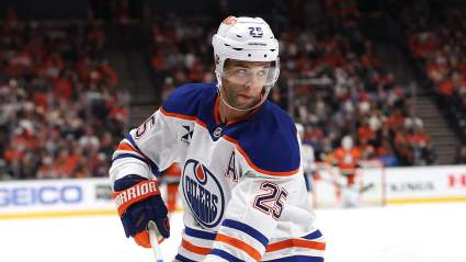 Oilers New Trade Pitch With Boston Bruins Makes Everyone Happy