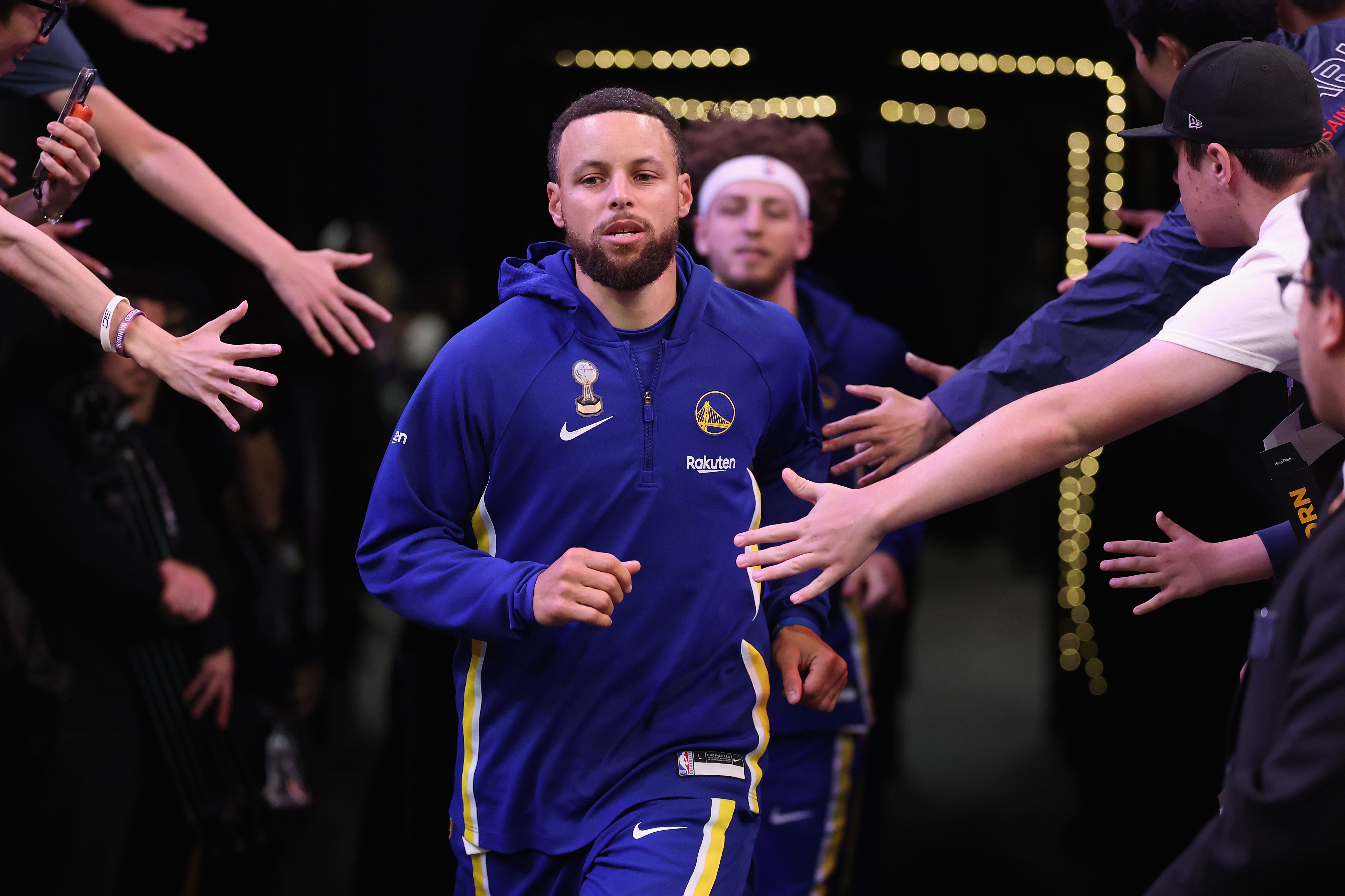 Golden State Warriors v Phoenix Suns - Play-In Tournament