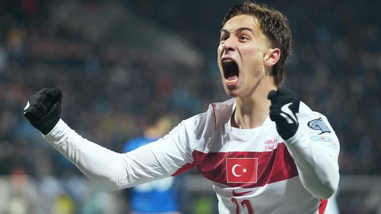 Kenan Yildiz of Turkiye celebrates.