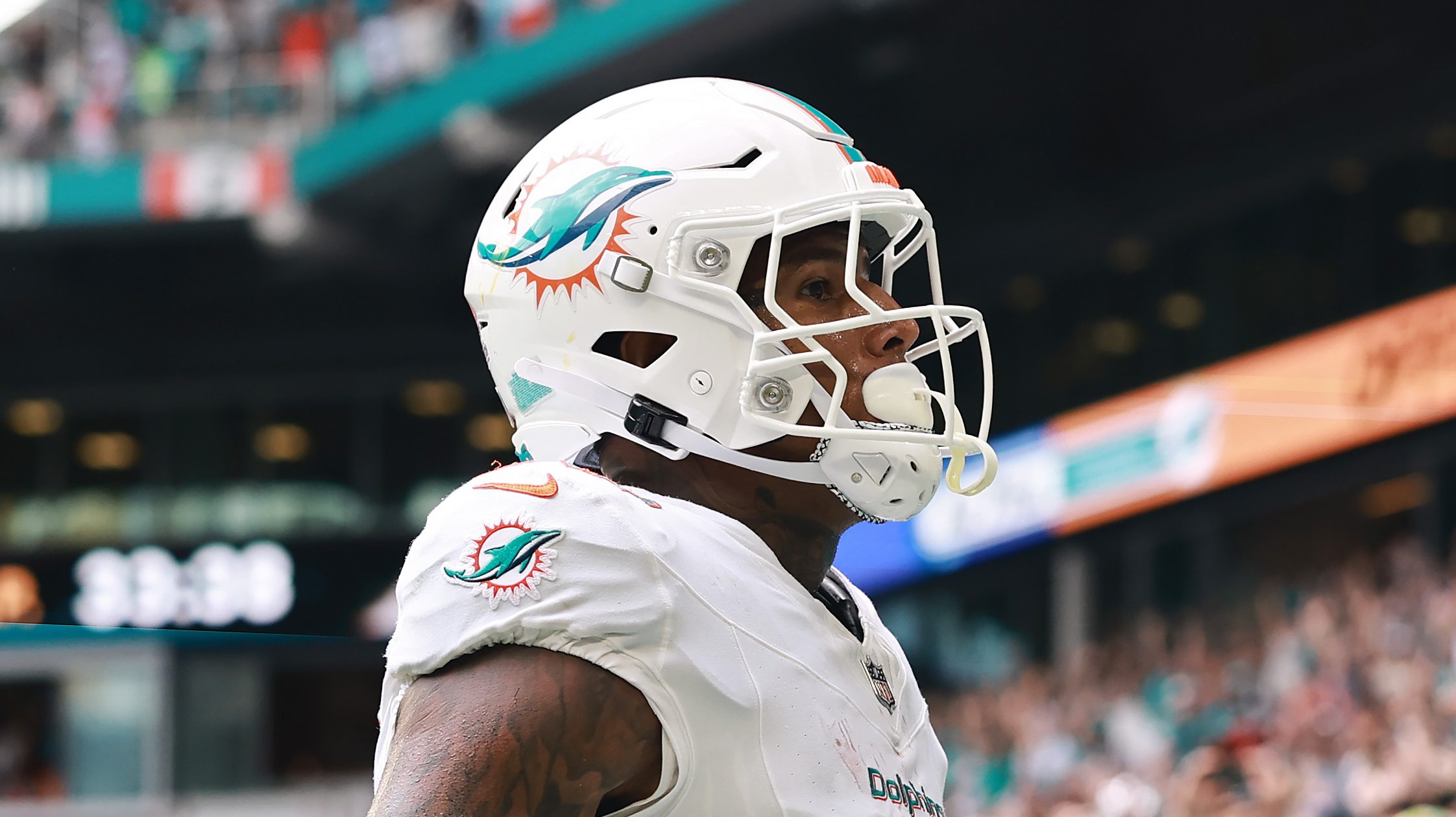 los-angeles-chargers-v-miami-dolphins-miami-gardens-florida-october-12-e1782541213519.jpg?quality=65&strip=all