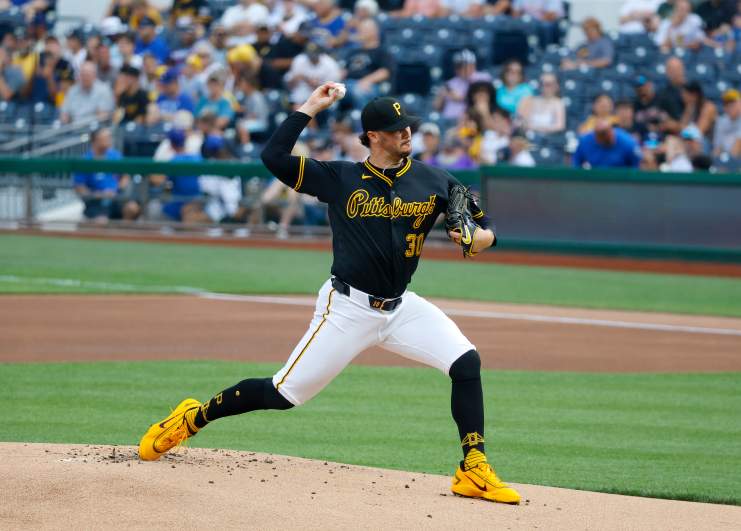Los Angeles Dodgers v Pittsburgh Pirates