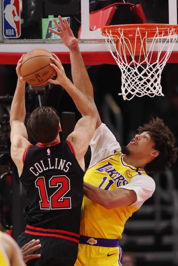 Los Angeles Lakers v Chicago Bulls