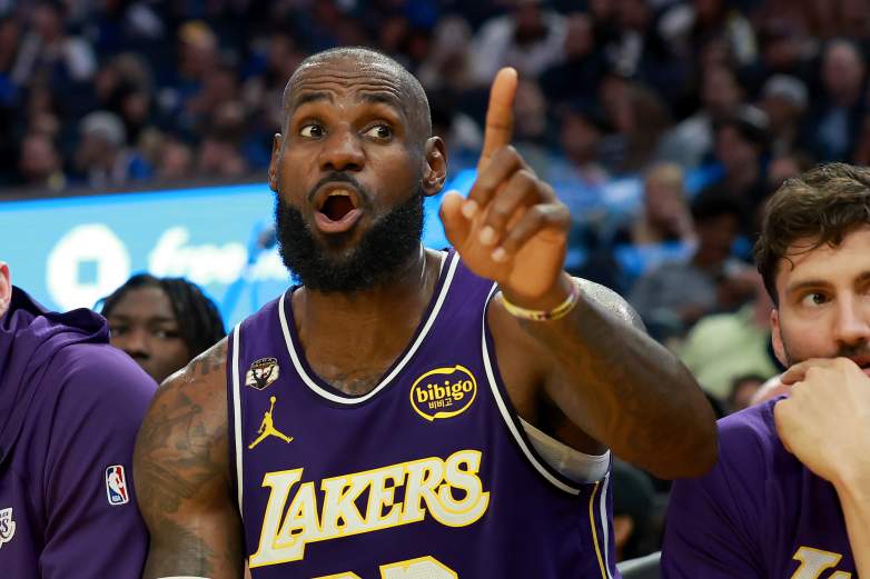 Los Angeles Lakers v Golden State Warriors