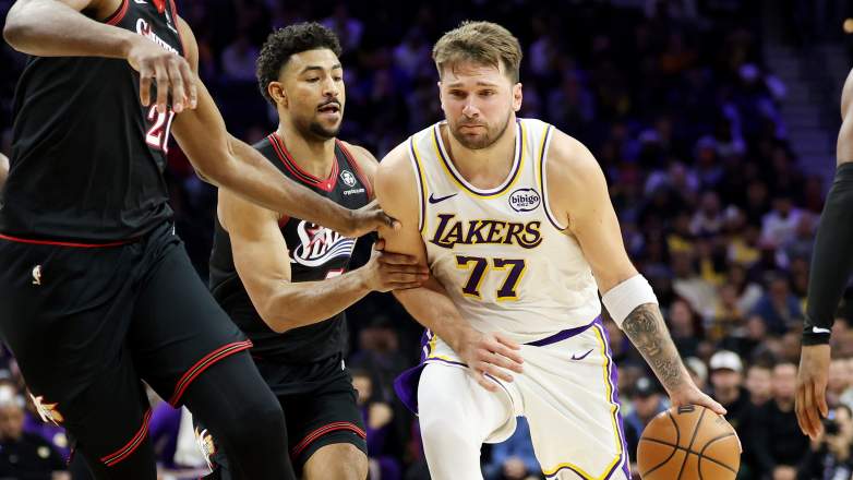 Los Angeles Lakers v Philadelphia 76ers