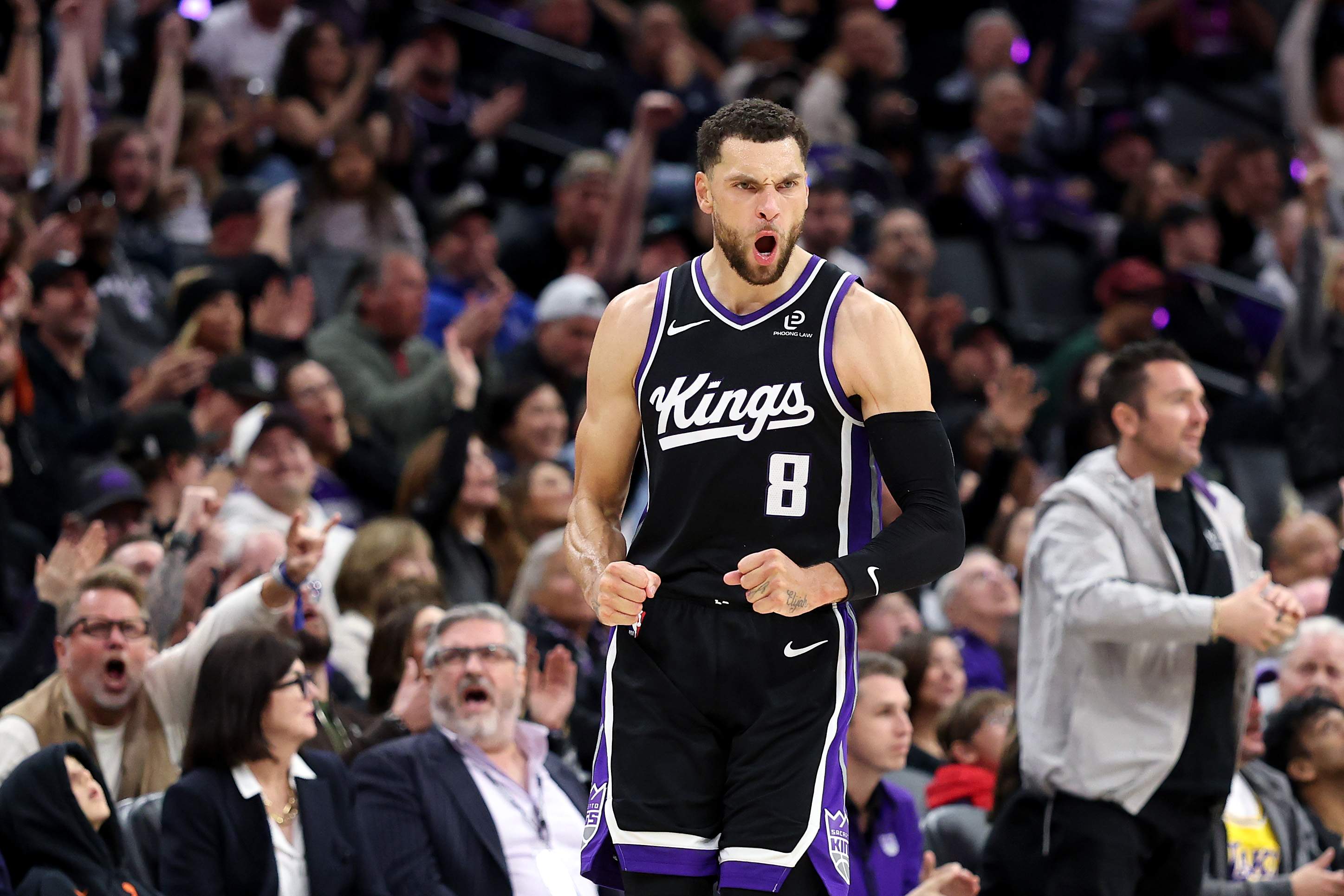 Los Angeles Lakers v Sacramento Kings