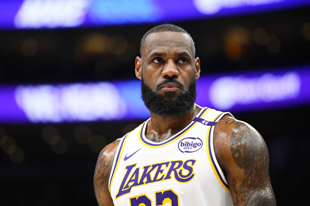 Warriors Get Good News in LeBron James Pursuit After Latest Report