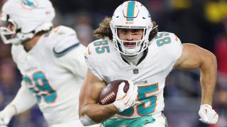 Former Broncos TE Called ‘Biggest Surprise’ in AFC East