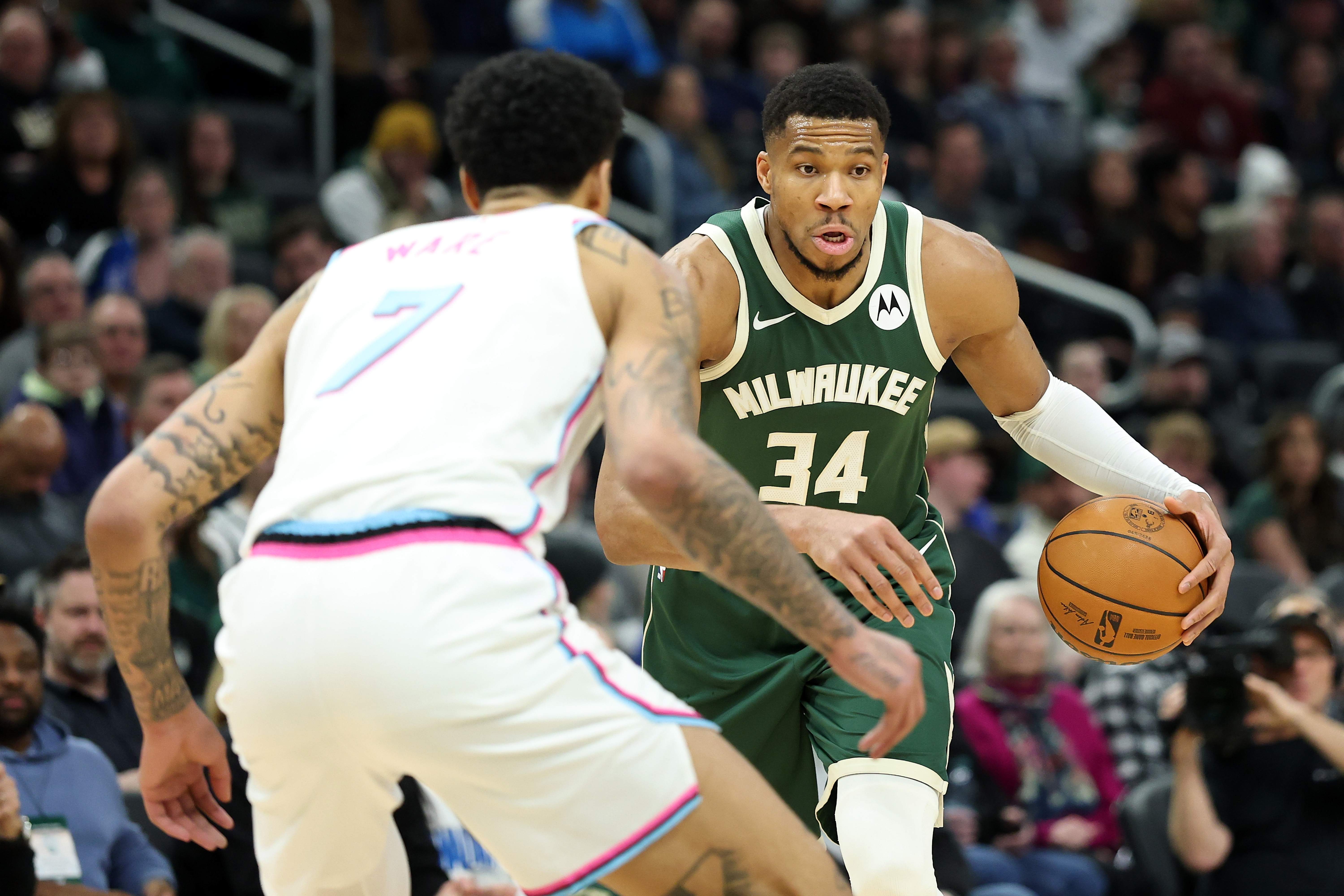 Heat Make Stance Clear on Giannis Trade Amid Celtics Pressure: Insider