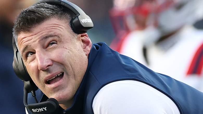 Head coach Mike Vrabel of the New England Patriots reacts.