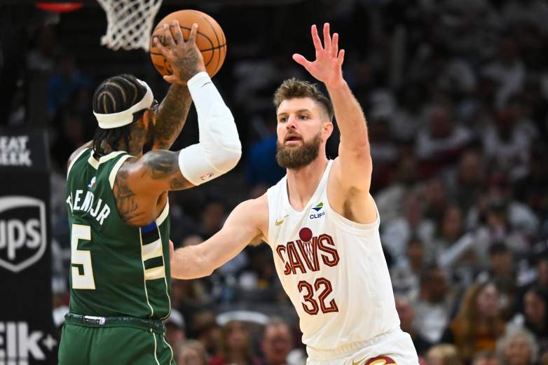 Milwaukee Bucks v Cleveland Cavaliers