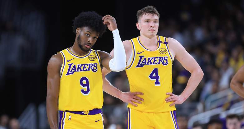 Minnesota Timberwolves v Los Angeles Lakers