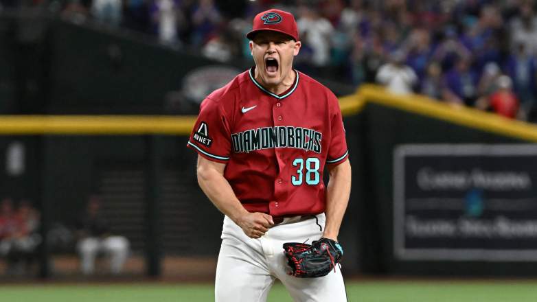 Arizona Diamondbacks closer Paul Sewald celebrates a 5-4 win over the Colorado Rockies at Chase Field.
