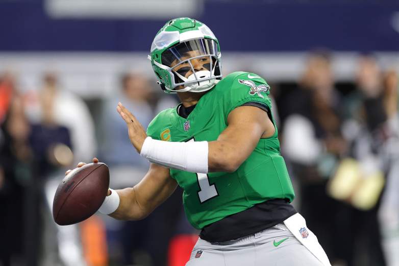 Philadelphia Eagles v Dallas Cowboys