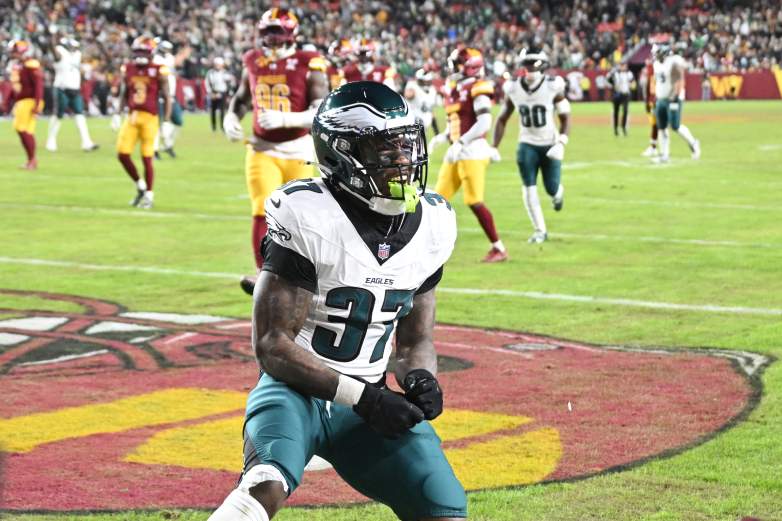 Philadelphia Eagles v Washington Commanders - NFL 2025