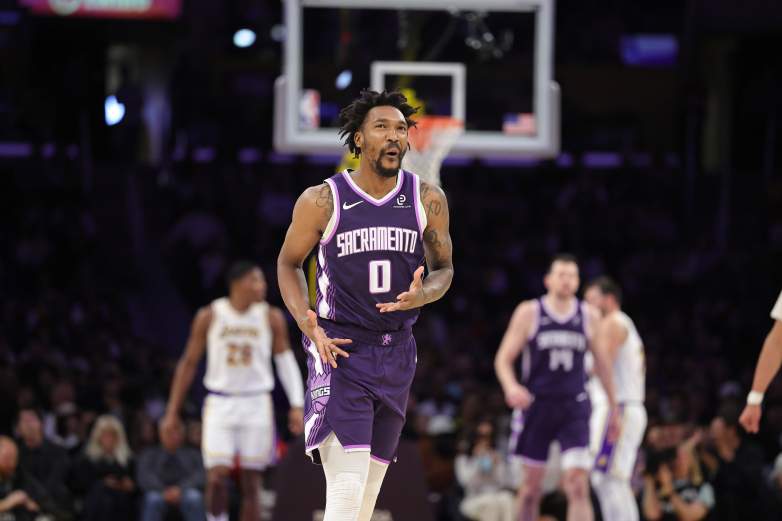 Sacramento Kings v Los Angeles Lakers