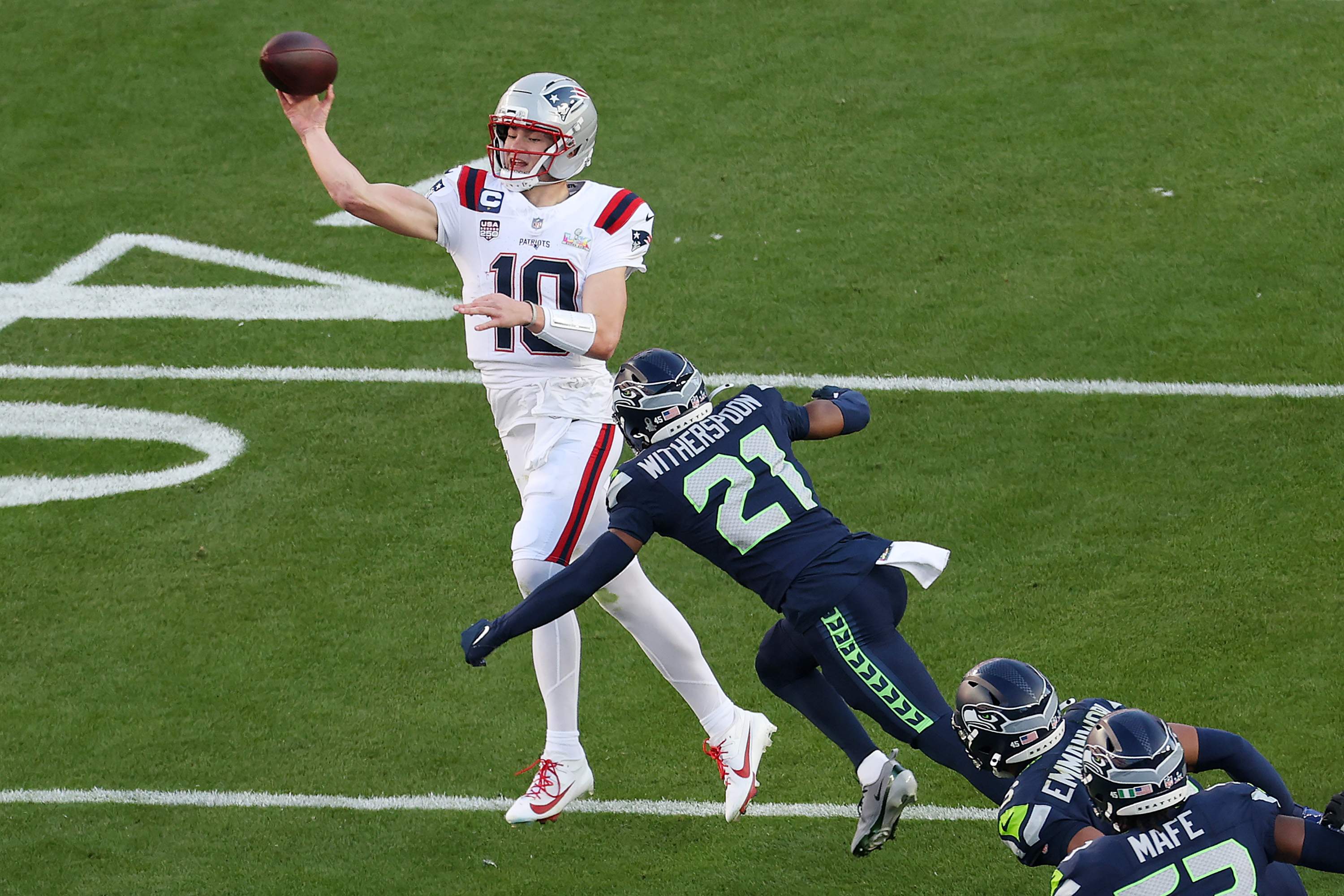 Seahawks CB Devon Witherspoon