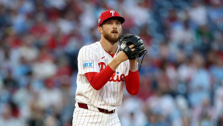 Texas Rangers v Philadelphia Phillies