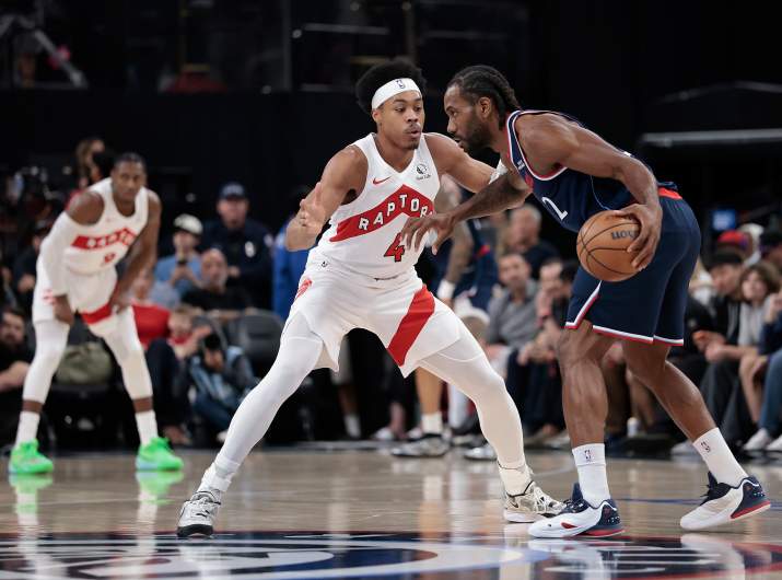Toronto Raptors v Los Angeles Clippers