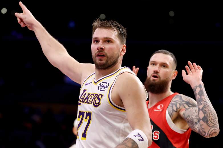 Toronto Raptors v Los Angeles Lakers