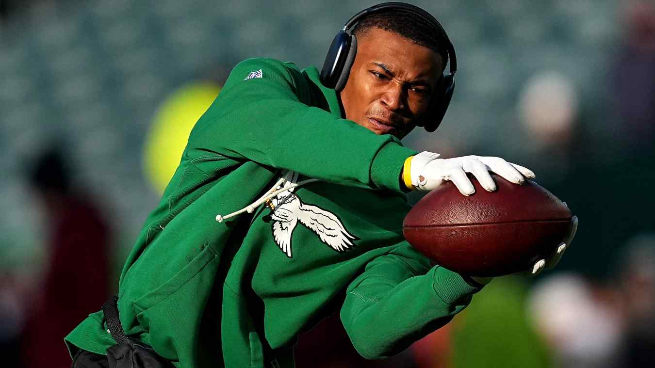 Eagles WR DeVonta Smith Misses Final Day of Minicamp