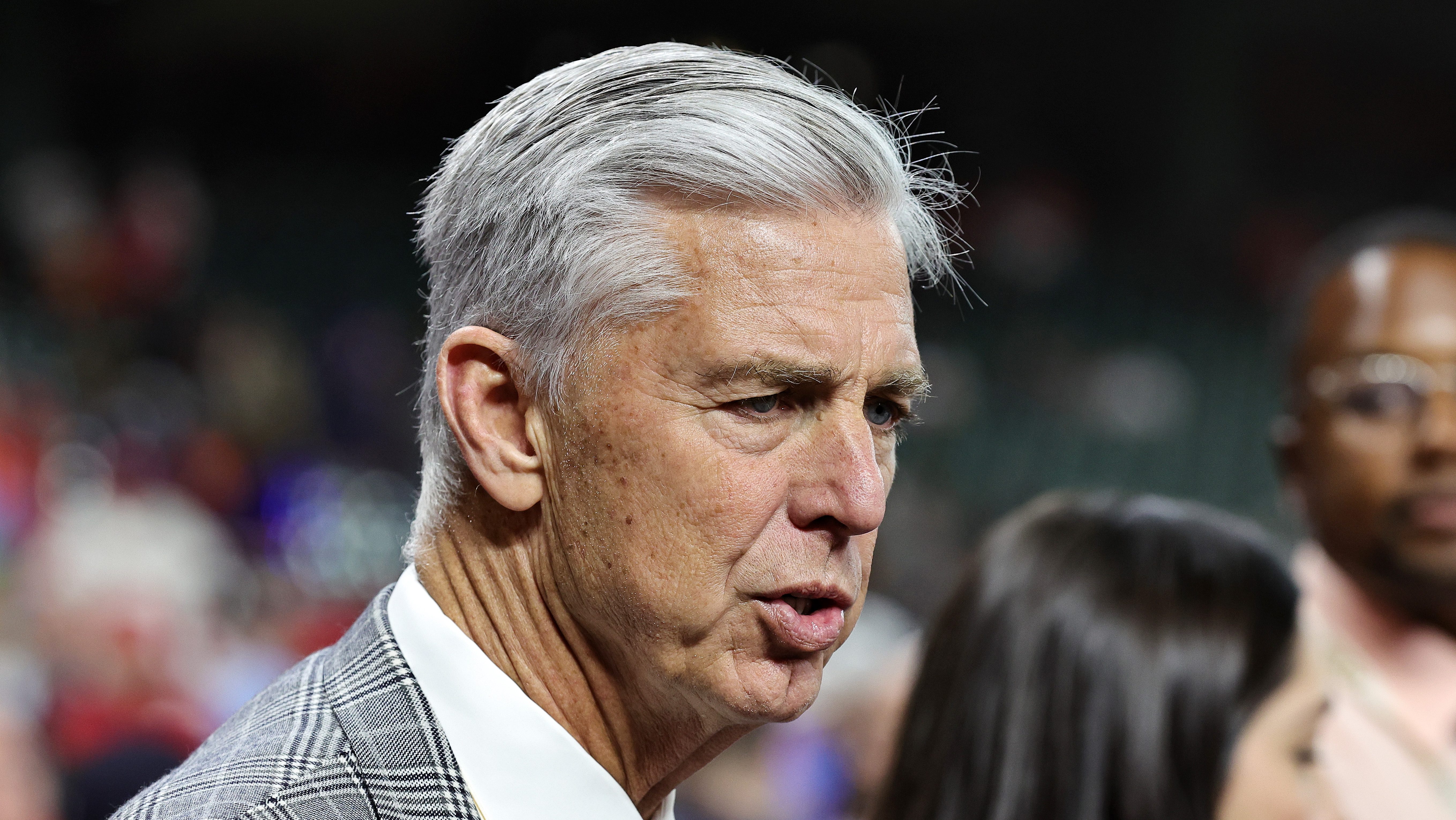 Phillies Address Outfield Crisis With Trade After Injury Setbacks