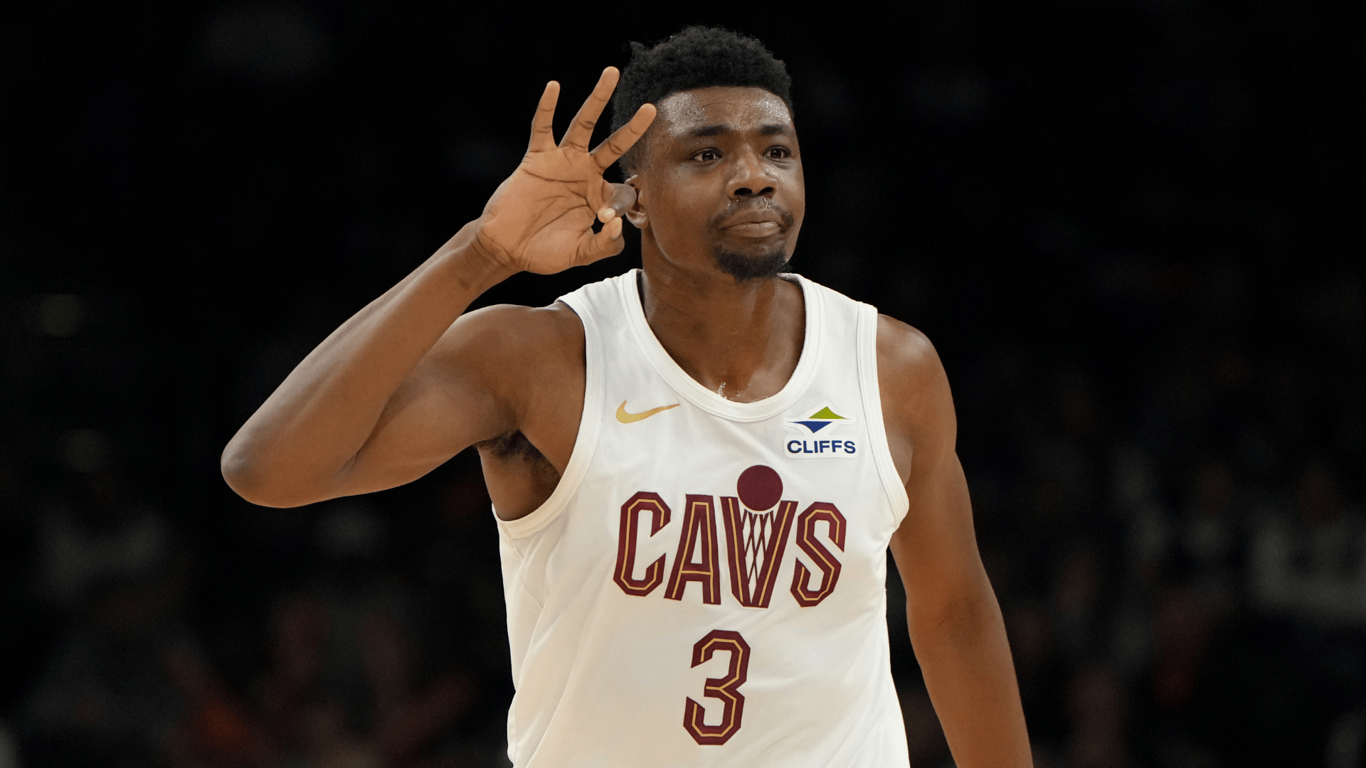 Cleveland Cavaliers Officially Sign NBA Champion Center