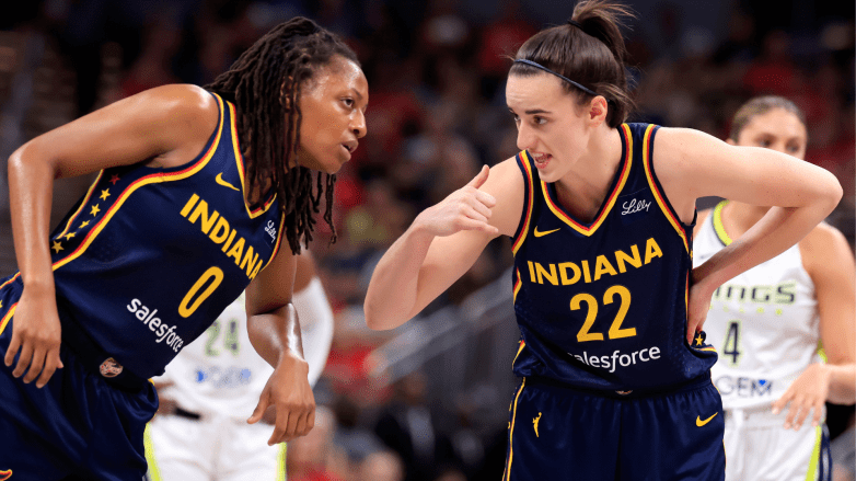 Kelsey Mitchell, Caitlin Clark