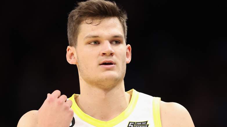 Walker Kessler is now with the Los Angeles Lakers.