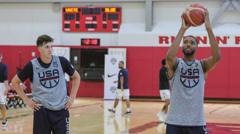Austin Reaves watches Mikal Bridges shoot during a Team USA practice before the 2023 FIBA World Cup.