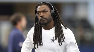 Bears Urged to Add Ex-Cowboys Pass Rusher Ahead of Training Camp