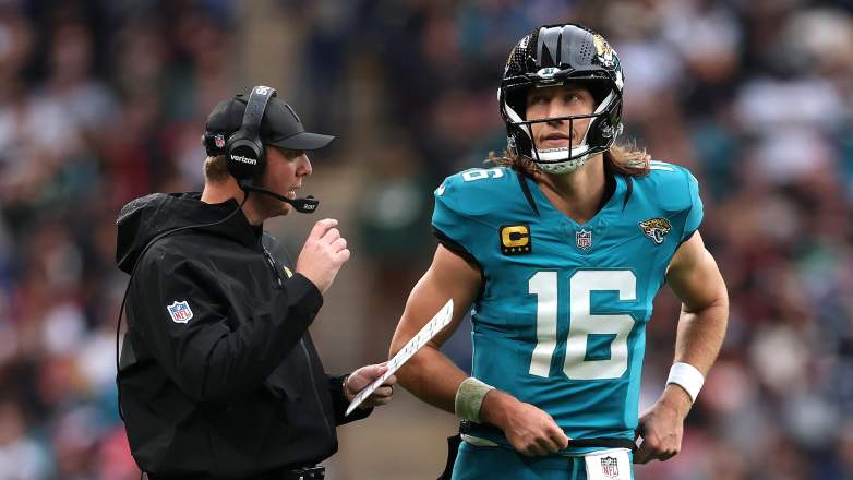 Jacksonville Jagurs quarterback Trevor Lawrence, HC Liam Coen