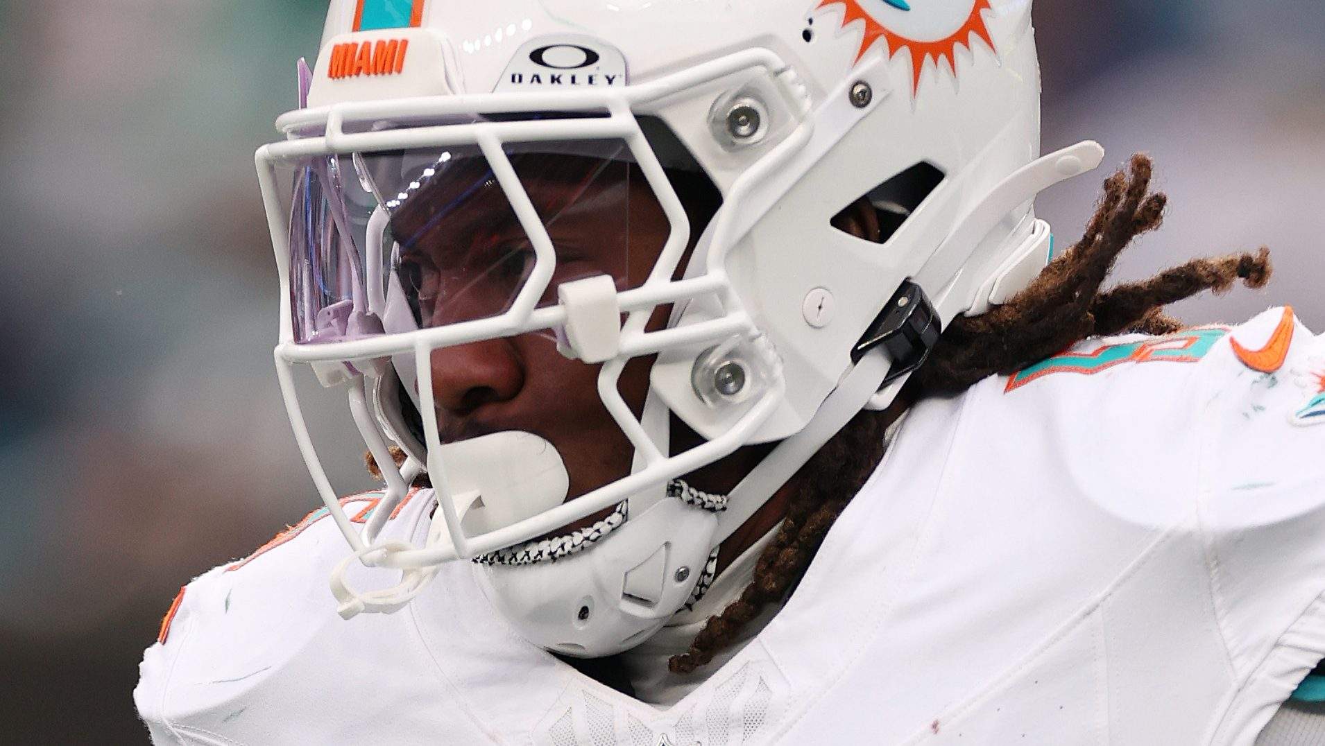 Texans trade pitch adds Dolphins playmaker with big-play potential, informative update.