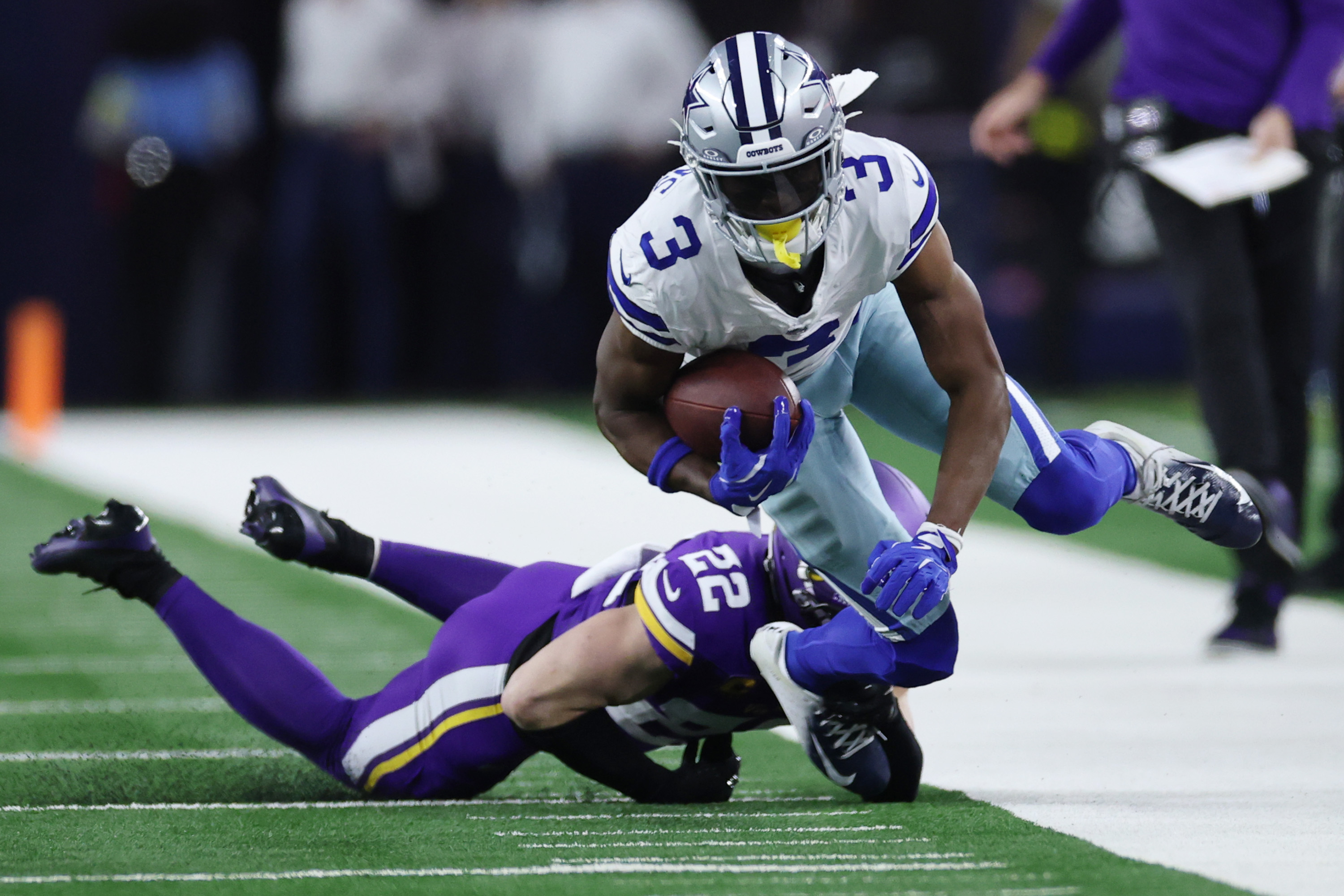 Cowboys' Aggressive Offseason Moves Earn Praise from NFL Analyst