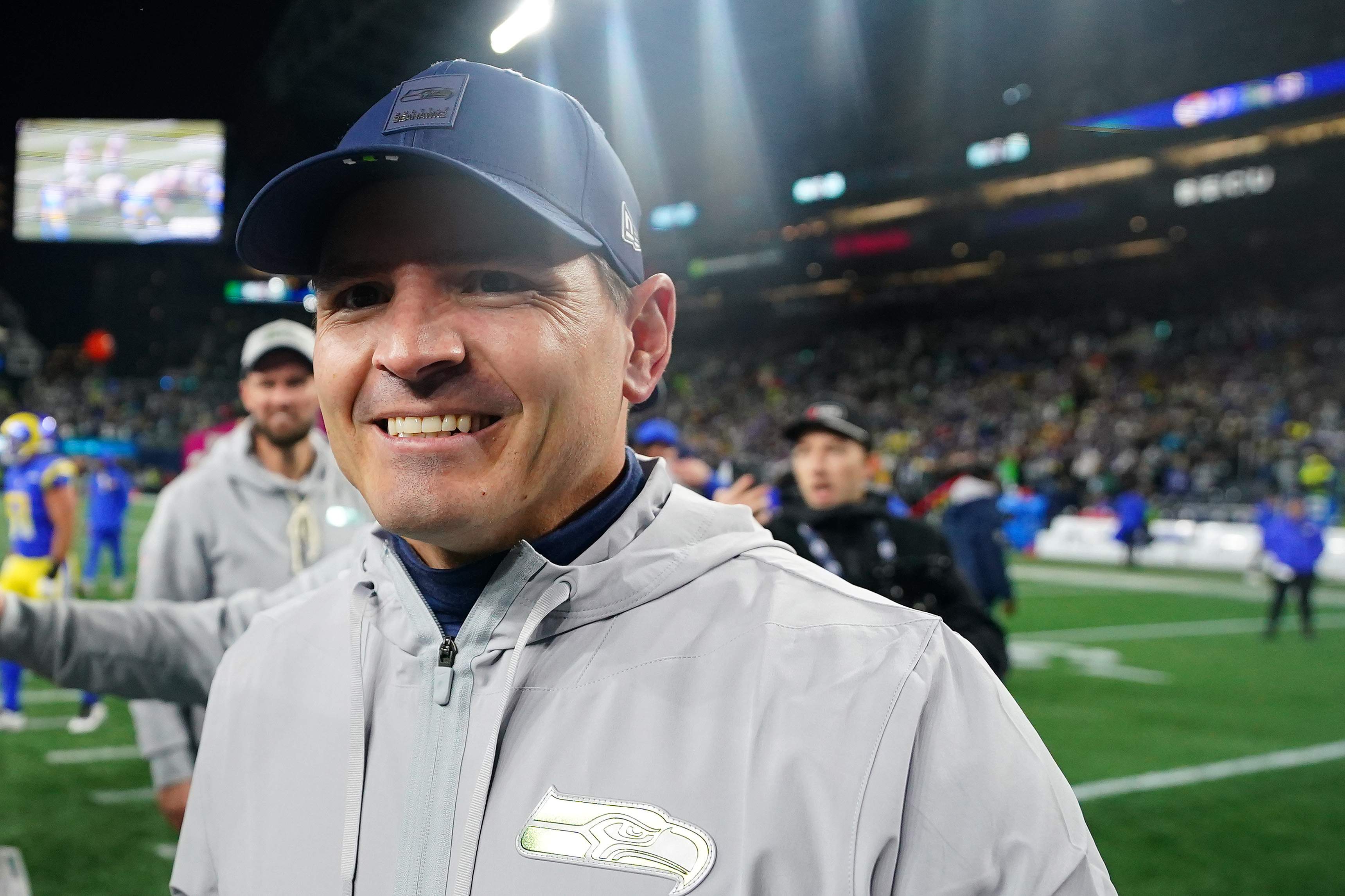 Mike Macdonald’s cryptic comment adds twist to Seahawks-Patriots rematch, informative update.