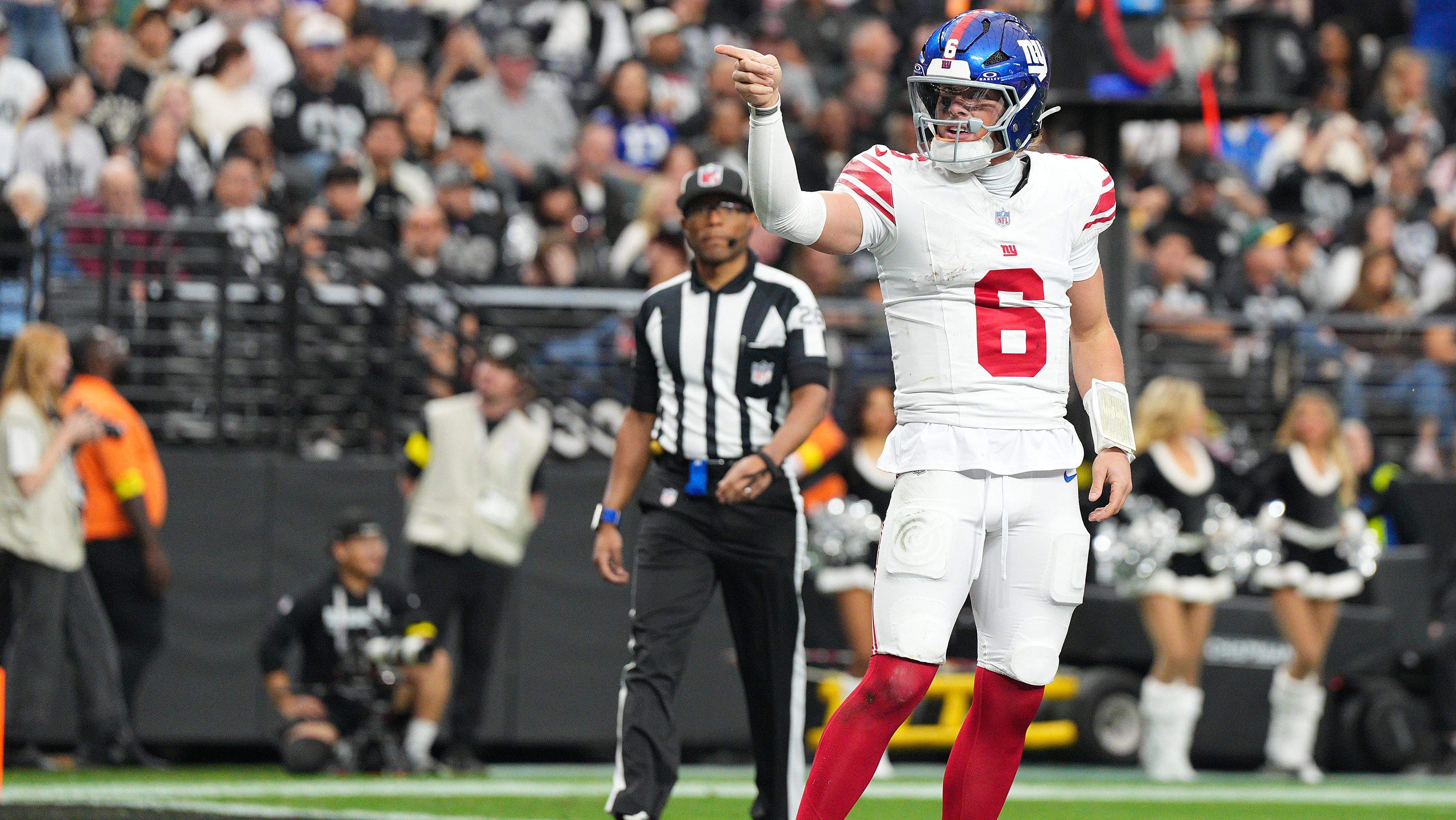 Key Stat Proves Giants QB Jaxson Dart Is Already Clutch: an informative look at early signs.