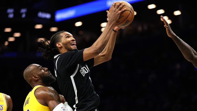 Brooklyn Nets forward Ziaire Williams attempts a layup against the Los Angeles Lakers.