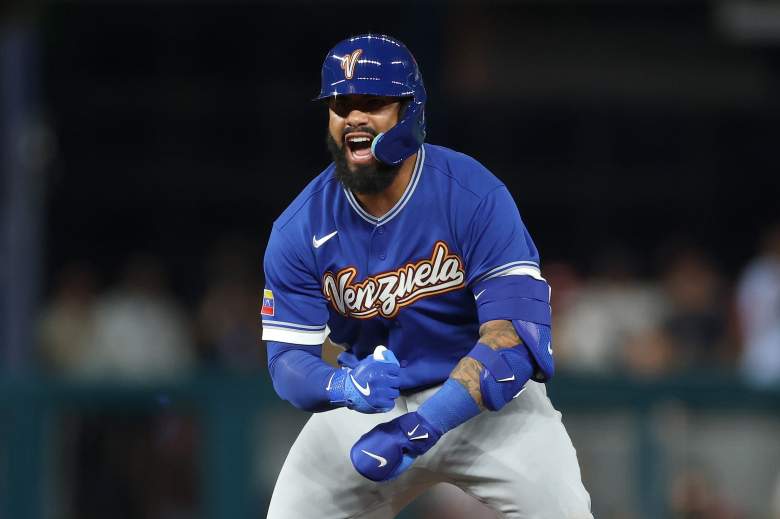 Gleyber Torres reacts to a hit